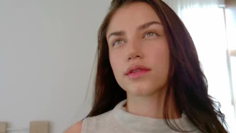 Snapshot of grettabenett_ chatting on January 2025 05:09:02 PM Gretta online show from January 2025 05:09:02 PM