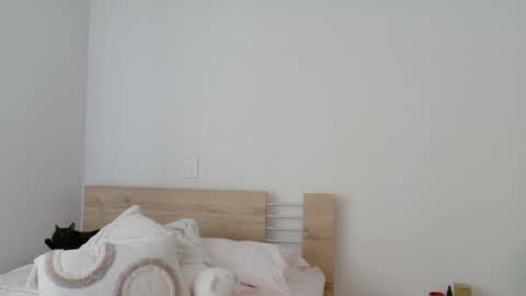 Snapshot of grettabenett_ chatting on January 2025 07:13:02 PM Gretta online show from January 2025 07:13:02 PM