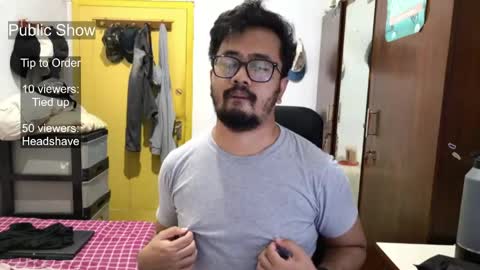 Snapshot of greybondage93 chatting on May 2026 03:42:02 PM Grey Hardy Slave online show from May 2026 03:42:02 PM