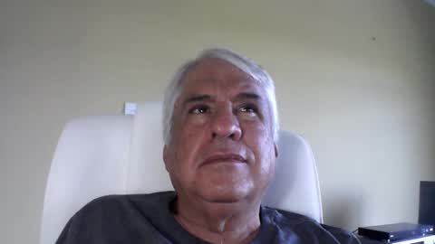 grisa01 online show from January 2026 12:10:02 PM