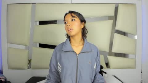 grupojade online show from February 2025 11:54:02 PM