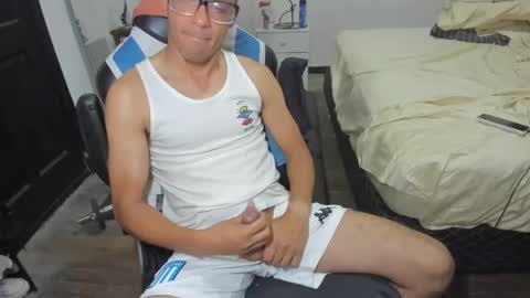 Snapshot of guachin_new chatting on December 2024 07:33:02 AM guachin_new online show from December 2024 07:33:02 AM