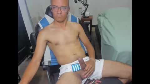 Snapshot of guachin_new chatting on January 2025 02:53:02 AM guachin_new online show from January 2025 02:53:02 AM