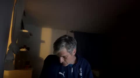 guardiannif_ online show from January 2025 08:56:02 PM