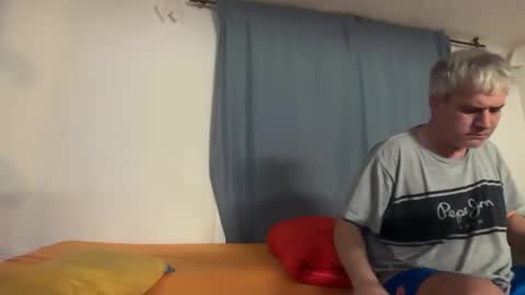 guardiannif_ online show from February 2026 10:25:02 PM