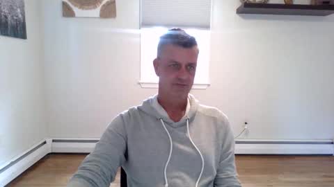 gudguy2025 online show from November 2025 04:31:02 PM