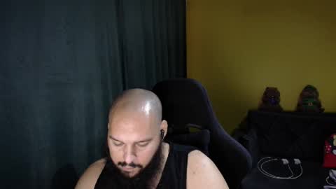 Snapshot of guessswho24 chatting on December 2025 01:54:02 AM Ayan online show from December 2025 01:54:02 AM