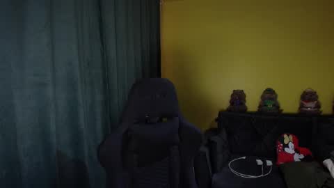 Snapshot of guessswho24 chatting on February 2026 02:53:01 AM Ayan online show from February 2026 02:53:01 AM