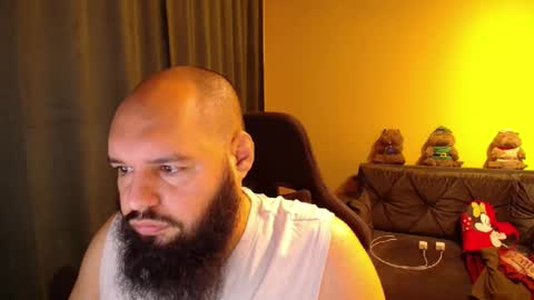 Snapshot of guessswho24 chatting on February 2026 03:00:02 AM Ayan online show from February 2026 03:00:02 AM