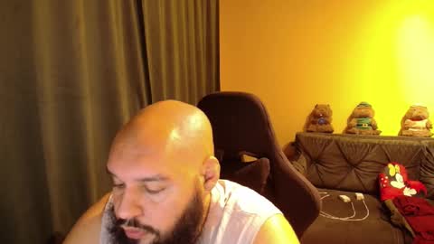 Snapshot of guessswho24 chatting on February 2026 12:14:02 AM Ayan online show from February 2026 12:14:02 AM