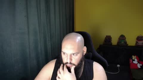 Snapshot of guessswho24 chatting on February 2026 12:11:01 AM Ayan online show from February 2026 12:11:01 AM