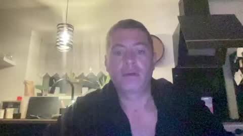 guil0 online show from September 2025 07:31:01 AM