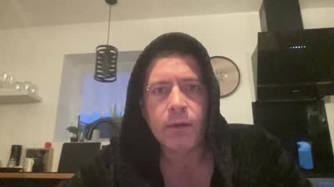 guil0 online show from September 2025 09:13:01 AM