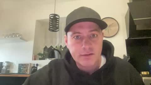 guil0 online show from January 2026 09:09:01 PM