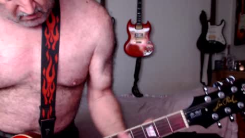Snapshot of guitarsexgod chatting on January 2025 09:44:02 AM Mario online show from January 2025 09:44:02 AM