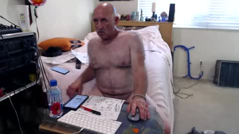 Snapshot of guitarsexgod2 chatting on June 2026 02:07:01 AM guitarsexgod2 online show from June 2026 02:07:01 AM