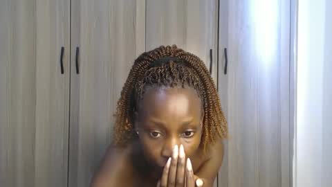 Miss Incredible online show from November 2025 10:59:01 AM