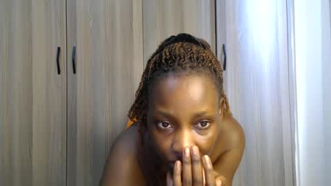 Snapshot of gulpess chatting on July 2026 10:30:01 AM Miss Incredible online show from July 2026 10:30:01 AM