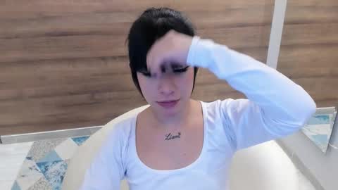 gummyluv online show from February 2026 08:40:02 PM