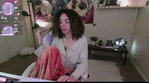 Kylie online show from December 2025 12:49:02 AM