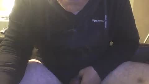 Snapshot of guy8inches4u chatting on October 2025 10:14:01 AM guy8inches4u online show from October 2025 10:14:01 AM