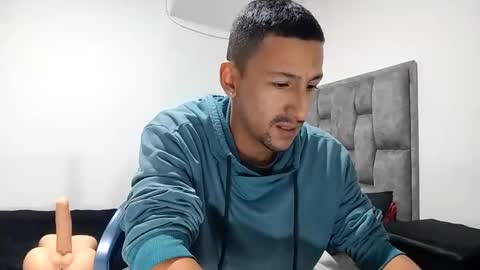 karim online show from March 2025 10:35:02 AM