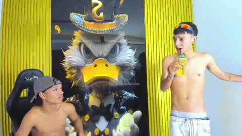 Snapshot of guys_hard_cock chatting on March 2026 10:02:01 PM guys_hard_cock online show from March 2026 10:02:01 PM