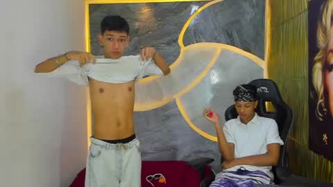 Snapshot of guys_hard_cock chatting on April 2026 03:55:01 AM guys_hard_cock online show from April 2026 03:55:01 AM