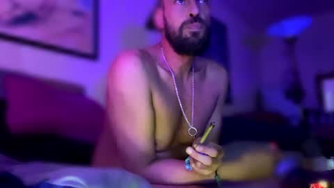 Snapshot of guyst_049 chatting on April 2026 09:12:01 AM GuyST049 online show from April 2026 09:12:01 AM