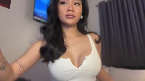 Snapshot of gwapangahas chatting on April 2026 01:32:01 AM Alexa online show from April 2026 01:32:01 AM