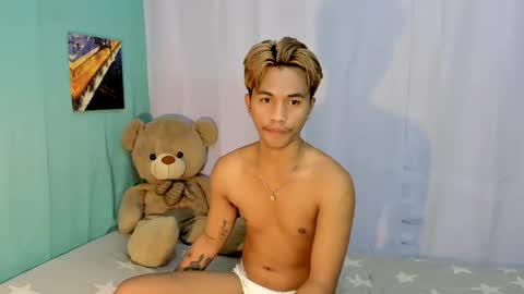 Snapshot of gwapoako100 chatting on December 2024 01:24:02 AM Pitz Sonido Herndon online show from December 2024 01:24:02 AM