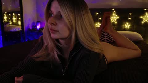 gwenhilton online show from December 2024 05:33:02 AM