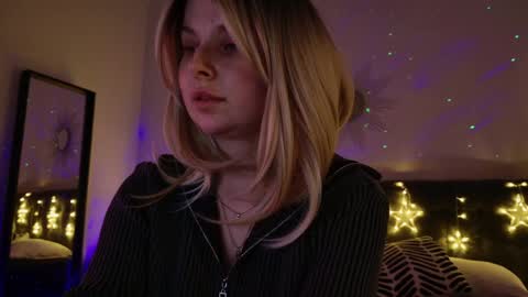 gwenhilton online show from December 2024 11:41:02 AM