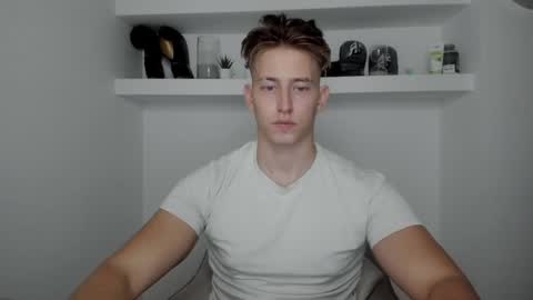 Oliver online show from December 2024 08:28:01 PM