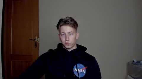 Oliver online show from February 2025 08:49:01 PM