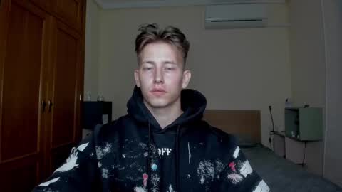 Oliver online show from March 2025 09:37:01 PM