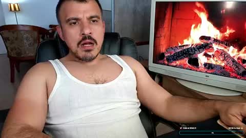 Snapshot of gymd4ddy chatting on May 2026 03:28:01 PM gymd4ddy online show from May 2026 03:28:01 PM