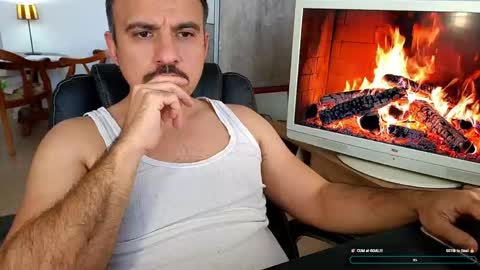 Snapshot of gymd4ddy chatting on May 2026 01:39:02 PM gymd4ddy online show from May 2026 01:39:02 PM