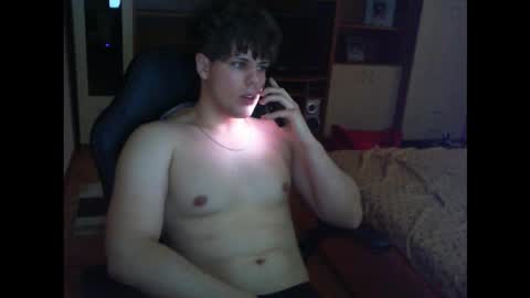 gymguy0505 online show from December 2025 10:08:02 AM