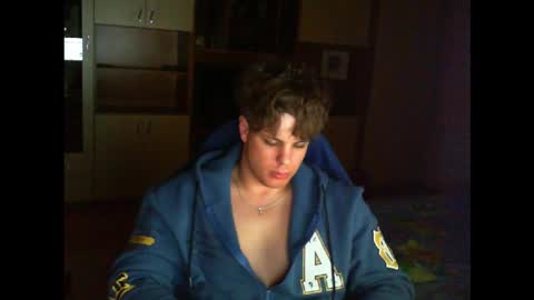 gymguy0505 online show from March 2026 10:58:01 PM