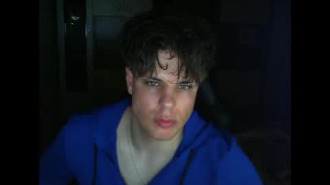 gymguy0505 online show from April 2026 10:21:02 PM