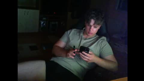 Snapshot of gymguy0505 chatting on June 2026 10:37:01 PM gymguy0505 online show from June 2026 10:37:01 PM