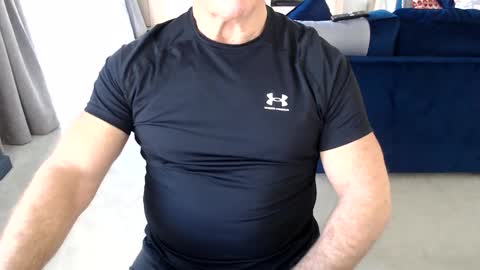 Snapshot of gymguyuk28 chatting on February 2025 01:28:02 PM Gymguy online show from February 2025 01:28:02 PM