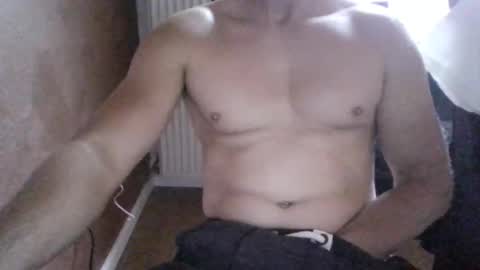 Snapshot of gymxxx_ chatting on May 2026 04:34:02 PM gymxxx_ online show from May 2026 04:34:02 PM
