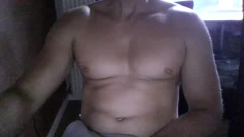 Snapshot of gymxxx_ chatting on June 2026 04:31:02 PM gymxxx_ online show from June 2026 04:31:02 PM