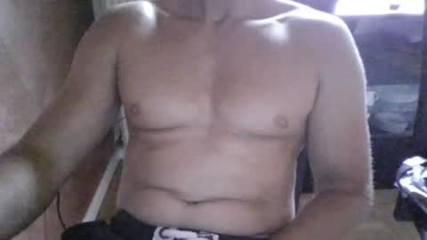 Snapshot of gymxxx_ chatting on June 2026 03:55:02 PM gymxxx_ online show from June 2026 03:55:02 PM