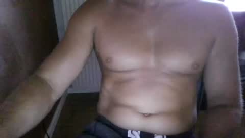 Snapshot of gymxxx_ chatting on July 2026 11:18:01 AM gymxxx_ online show from July 2026 11:18:01 AM
