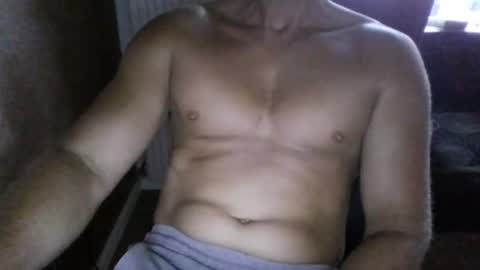 Snapshot of gymxxx_ chatting on July 2026 05:43:02 AM gymxxx_ online show from July 2026 05:43:02 AM