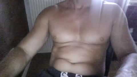 Snapshot of gymxxx_ chatting on July 2026 11:24:02 AM gymxxx_ online show from July 2026 11:24:02 AM