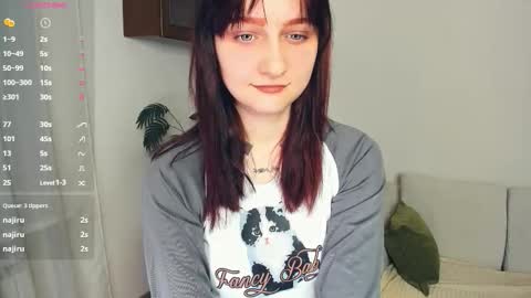 Kelly  Lilly online show from November 2025 06:43:01 PM